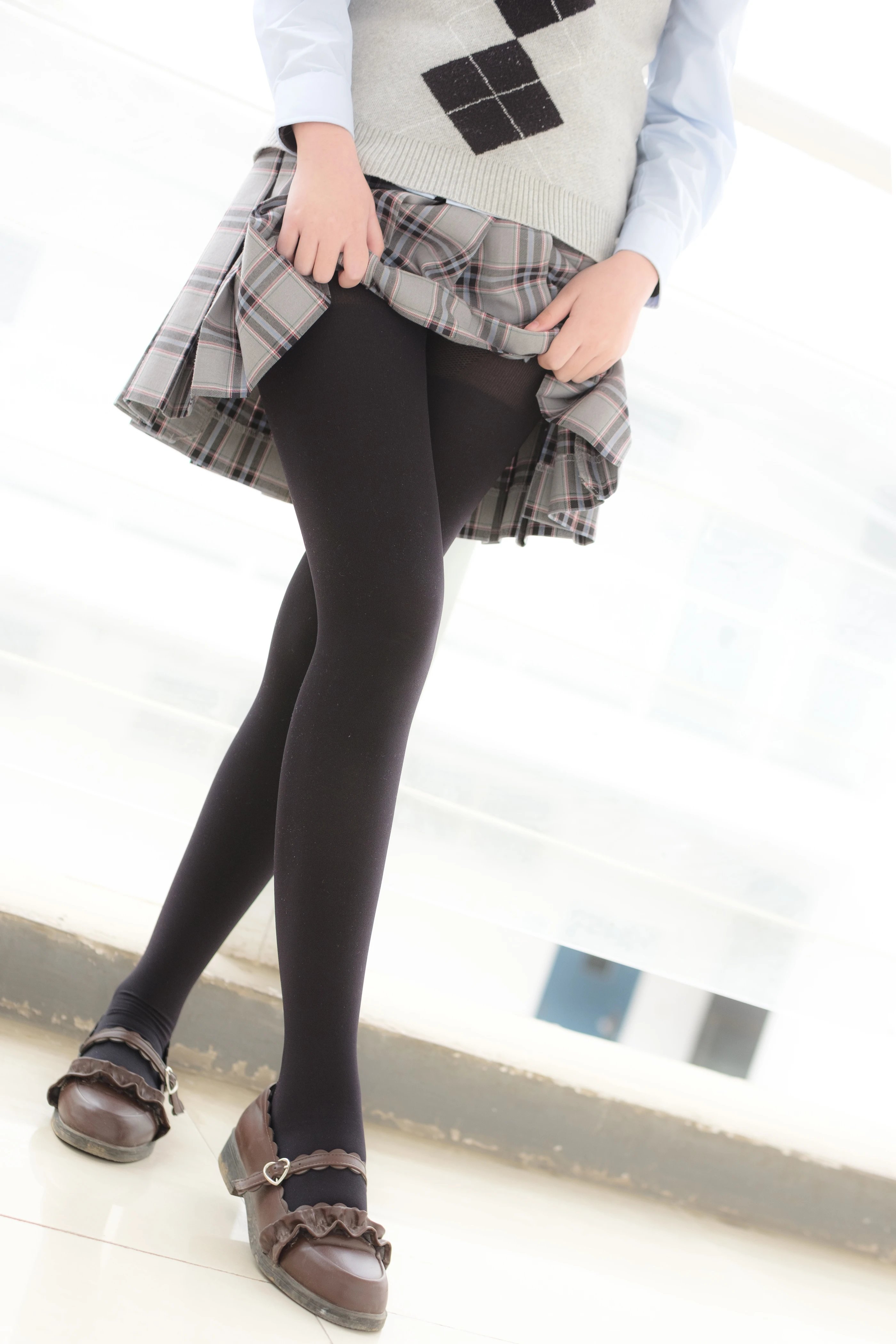 森萝财团 X-014 [123P 1V]插图6